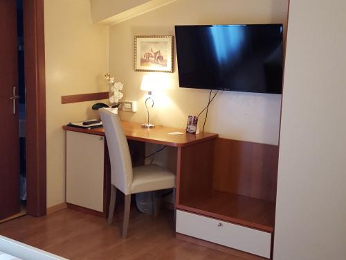 Business Hotel Room Ancona - Hotel Cristoforo Colombo Osimo - Gallery 5